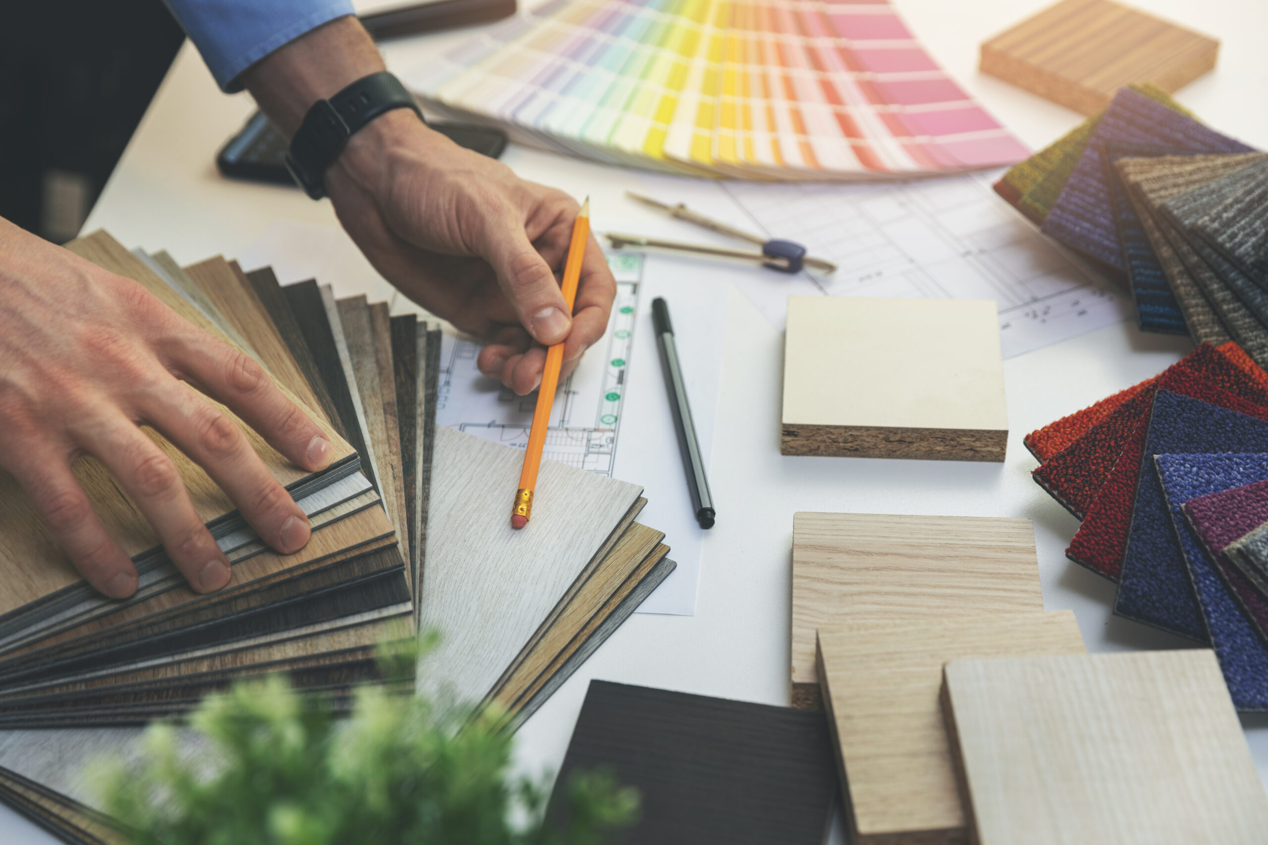 Designing with Color: How to Choose Flooring That Complements Your Décor